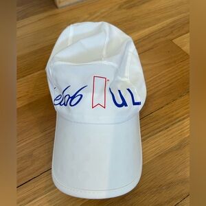GARAGE SALE
Never worn ULTRA Brooks running marathon hat